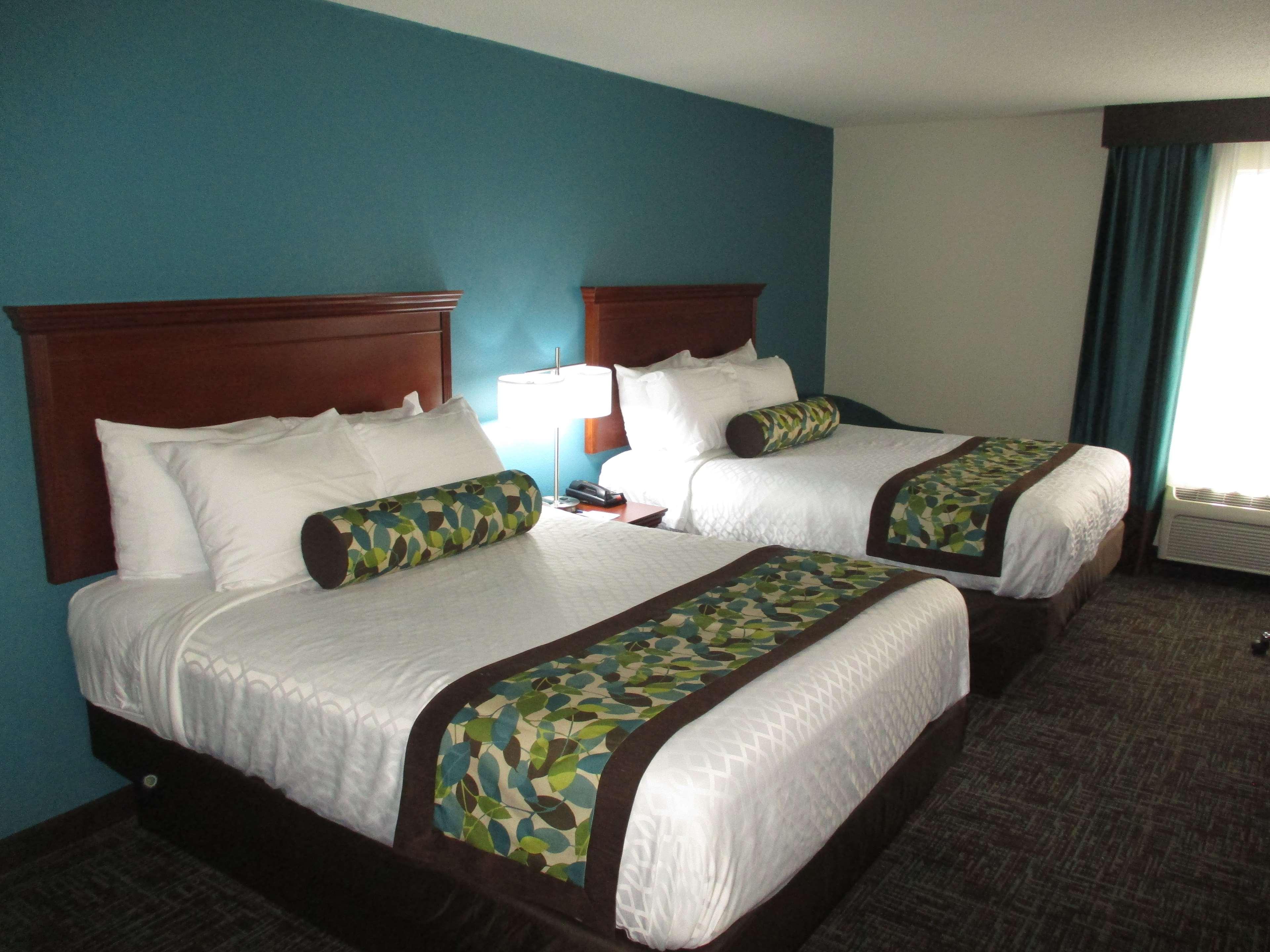 Best Western Plus The Charles Hotel Saint Charles Exterior foto