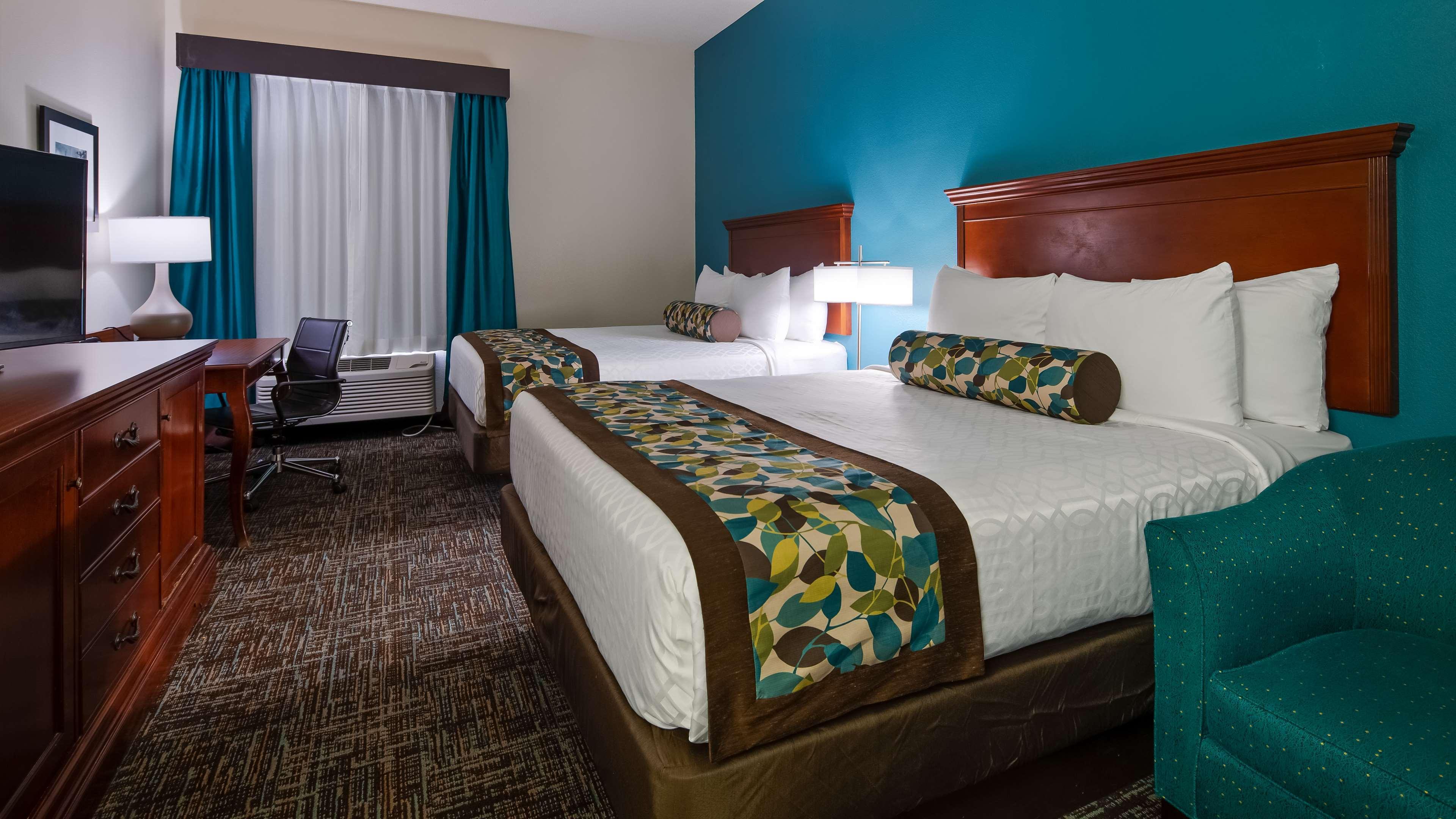 Best Western Plus The Charles Hotel Saint Charles Exterior foto