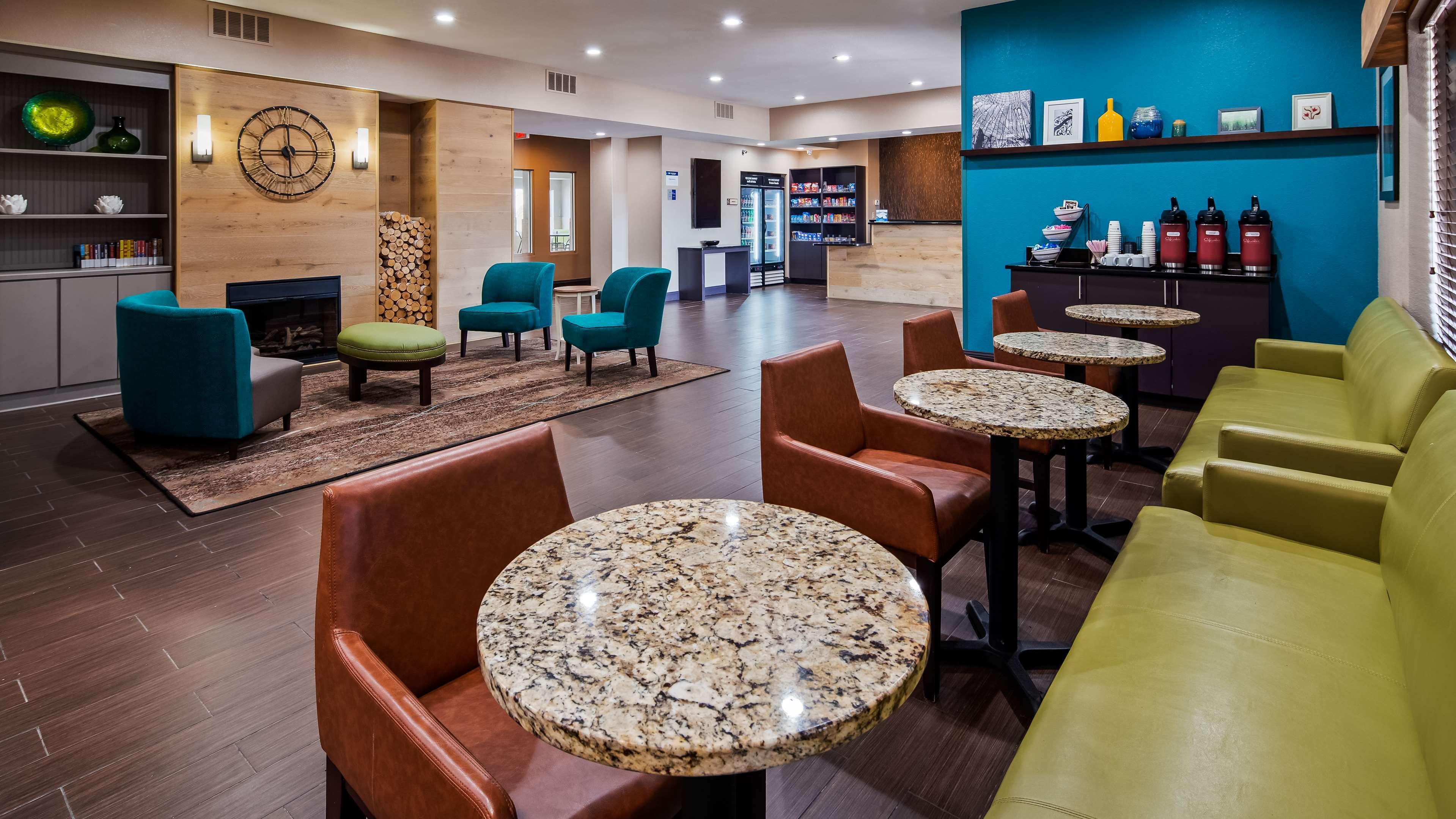 Best Western Plus The Charles Hotel Saint Charles Exterior foto