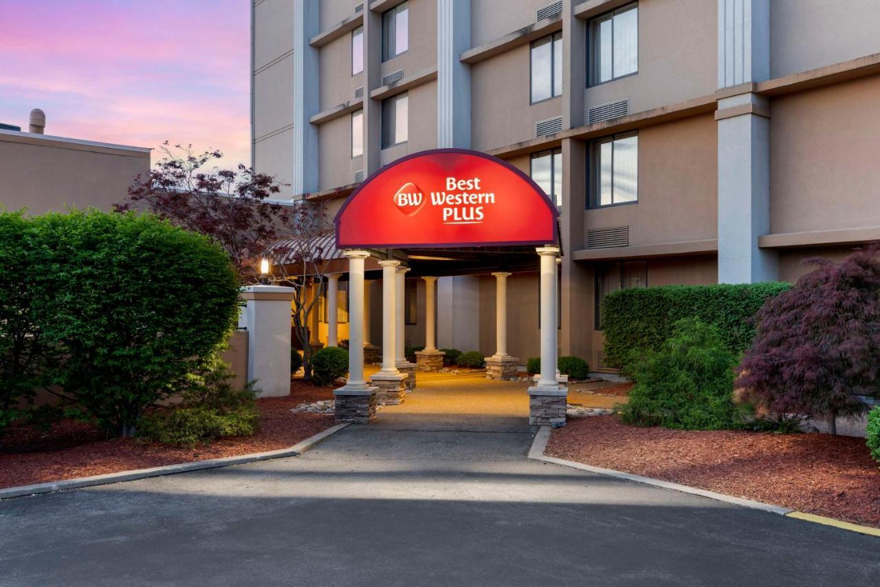 Best Western Plus The Charles Hotel Saint Charles Exterior foto